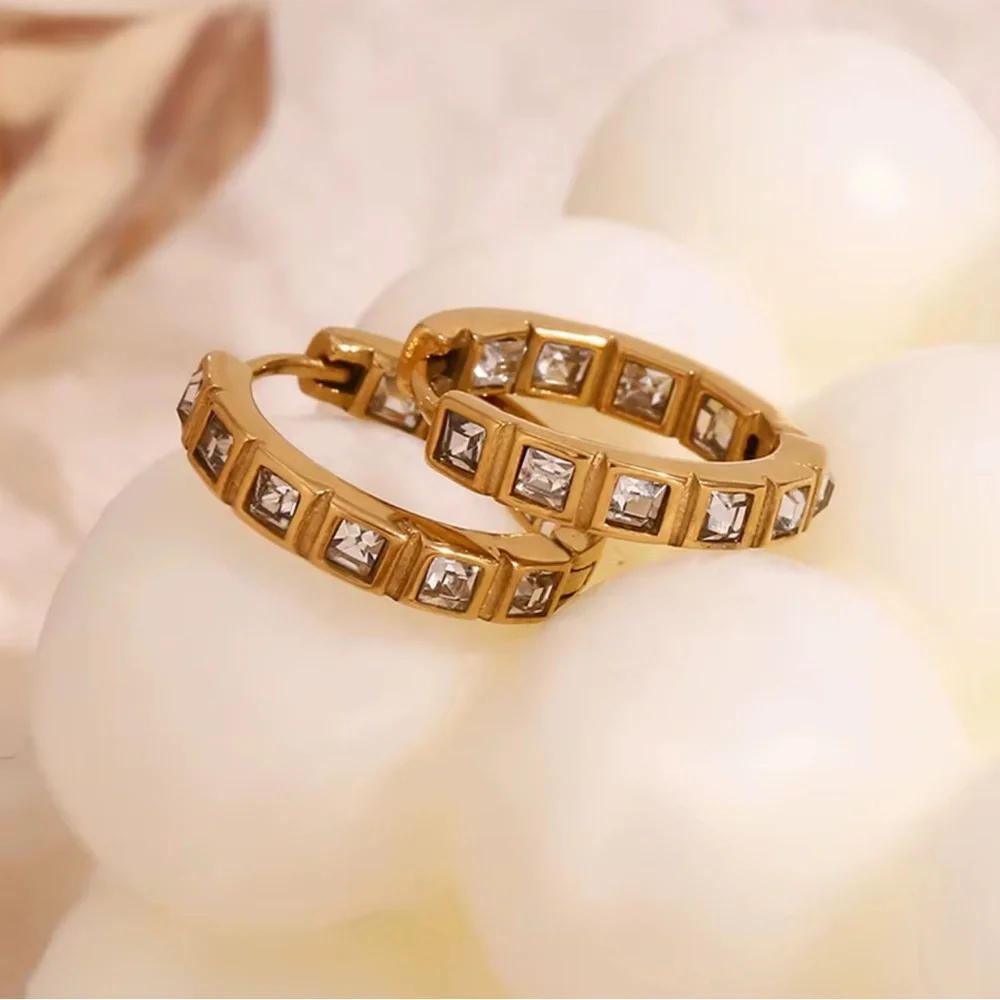 (A18) Gold Inverted Baguette Hoop Earrings